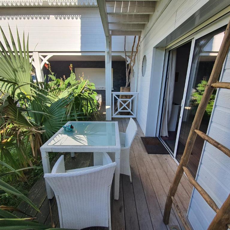 Villa BORA BORA - Chambre Double - Vue sur Jardin - 10