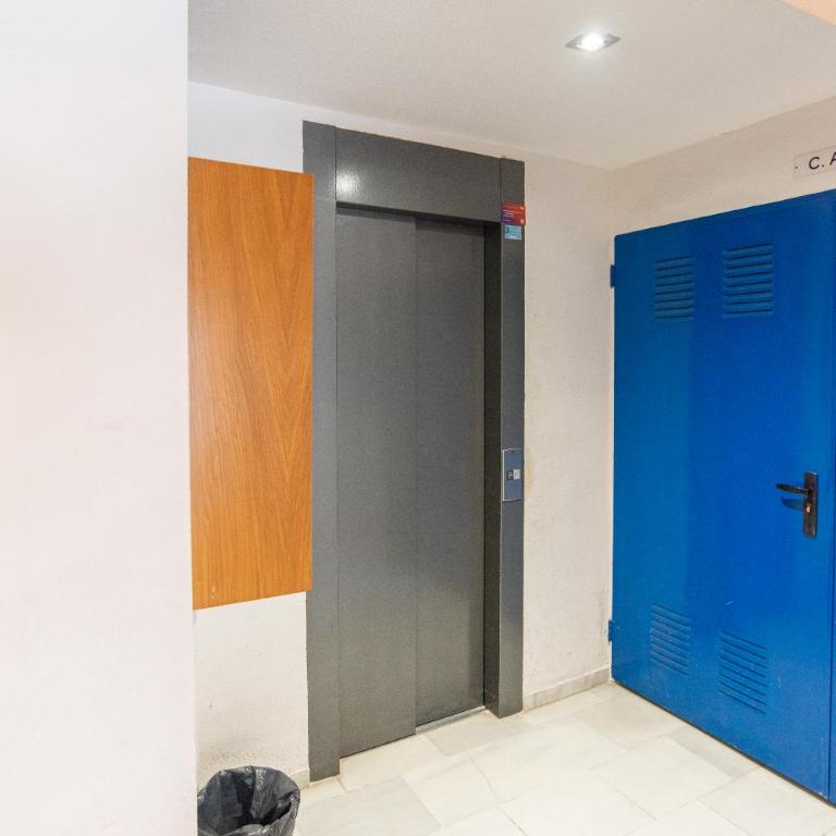 OLLETAS PARKING - Two-Bedroom Apartment - 26