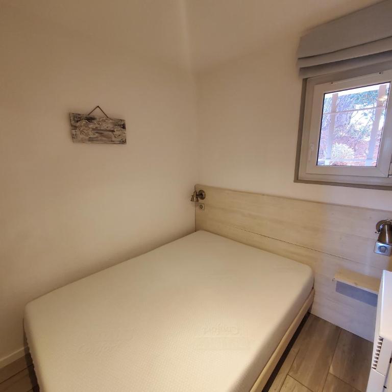 Grand appartement, 3 chambres, très bonne literie, résidence avec piscine à Pin Rolland - Apartamento de 3 dormitorios - 15