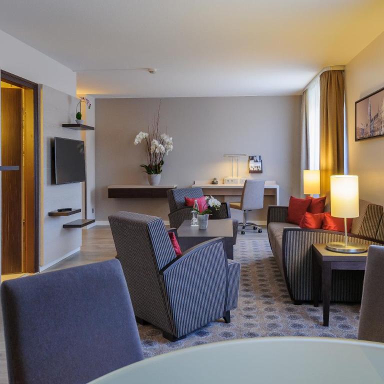 Mercure Hotel München Süd Messe - Privilege King Room with Sofa Bed - 7