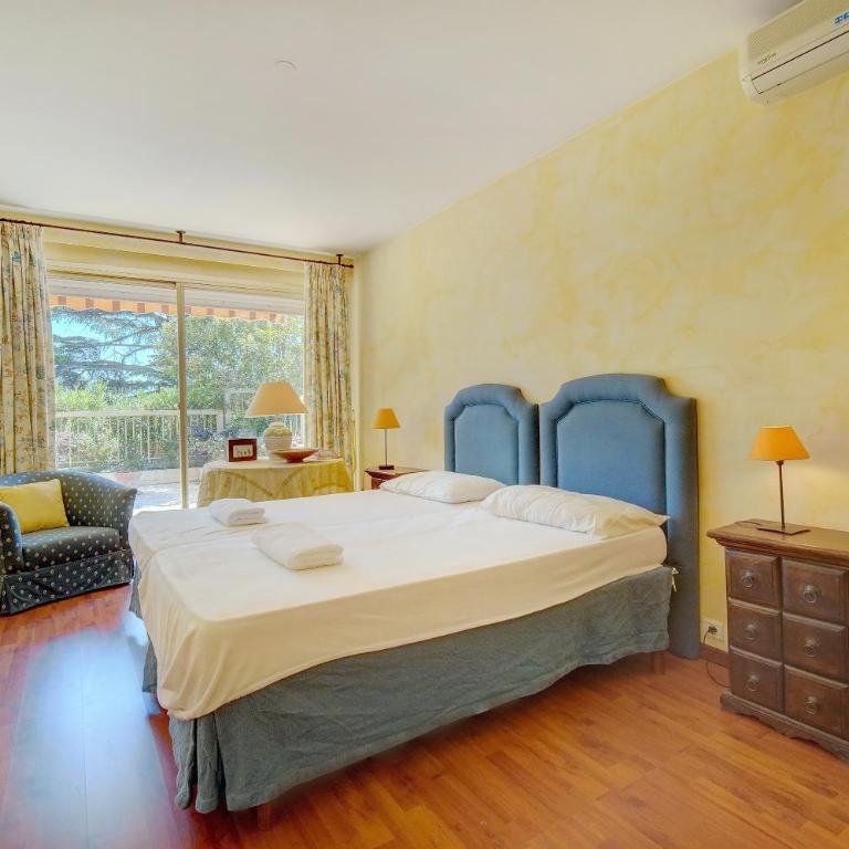 comfortable 3 bedroom, superb south terrace - Appartement - 17