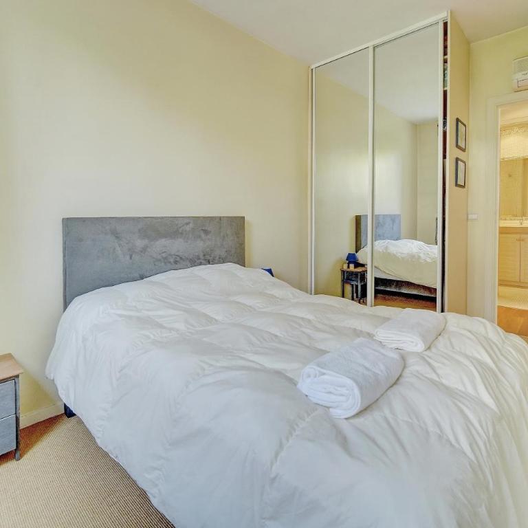 comfortable 3 bedroom, superb south terrace - Appartement - 24