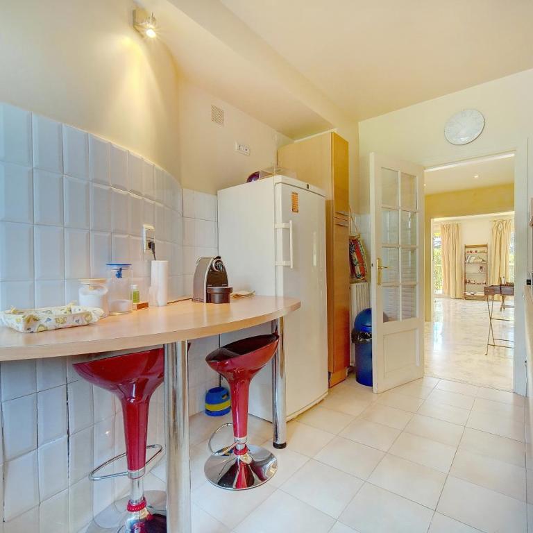 comfortable 3 bedroom, superb south terrace - Appartement - 29
