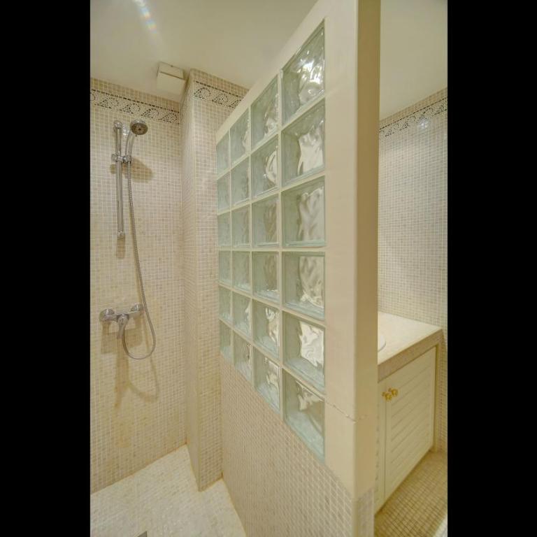 comfortable 3 bedroom, superb south terrace - Appartement - 32