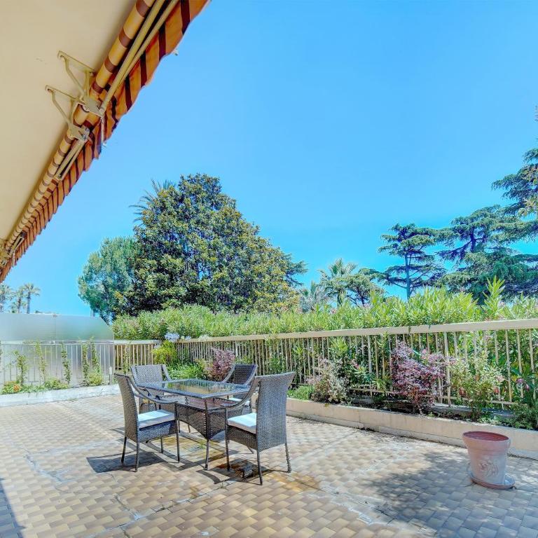 comfortable 3 bedroom, superb south terrace - Appartement - 35
