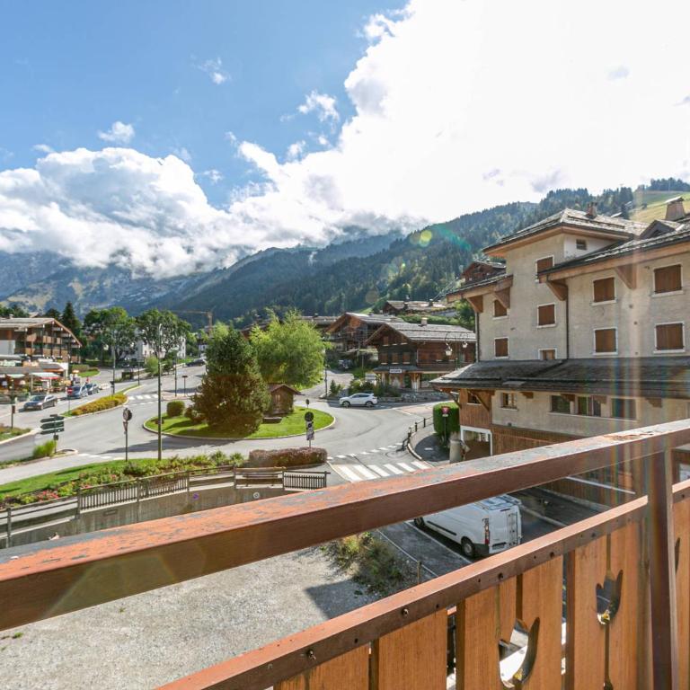 Appartement 4 Pièces au Centre du Village - Proche Pistes, Wi-Fi, Parking, Balcon - FR-1-437-24 - Appartamento (8 Adulti) - 2