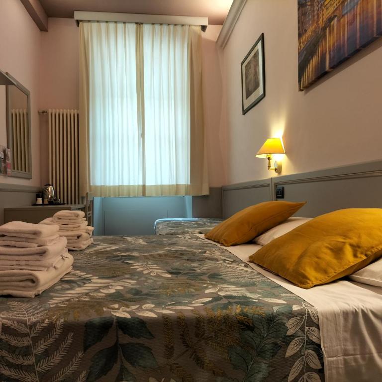 Hotel Camilla Firenze - Camera Standard Matrimoniale/Doppia con Letti Singoli - 6