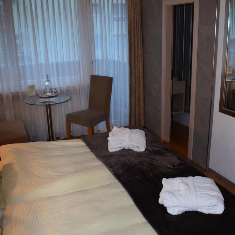 Hotel Belmont - Doppelzimmer mit Balkon - 2