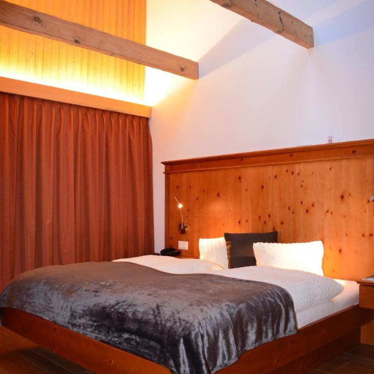 Hotel Belmont - Suite Hahnen mit Balkon - 5