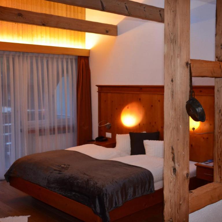 Hotel Belmont - Suite Hahnen mit Balkon - 7
