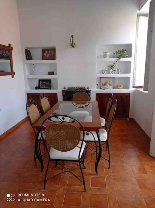 Gran casa con balcón para grupos en centro histórico - Casa de 4 dormitorios - 18