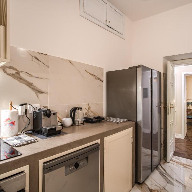 Take You Rome - Campo De Fiori - Luxury Apartment - Three-Bedroom Apartment - 33