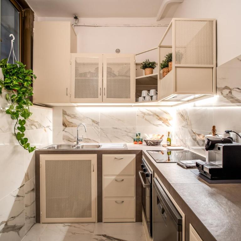 Take You Rome - Campo De Fiori - Luxury Apartment - Three-Bedroom Apartment - 14