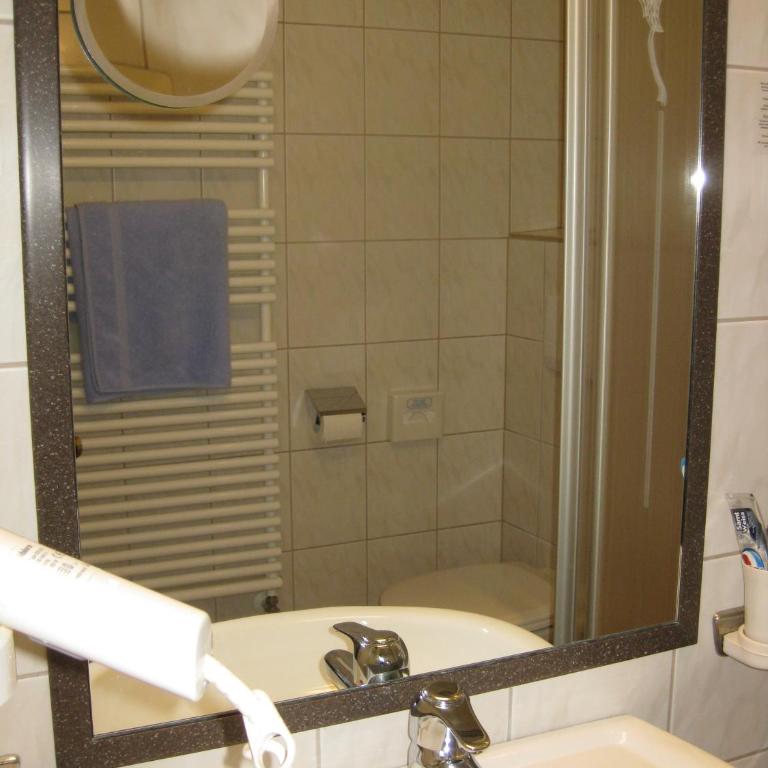 Pension Rosengarten - Einzelzimmer mit Balkon - 3