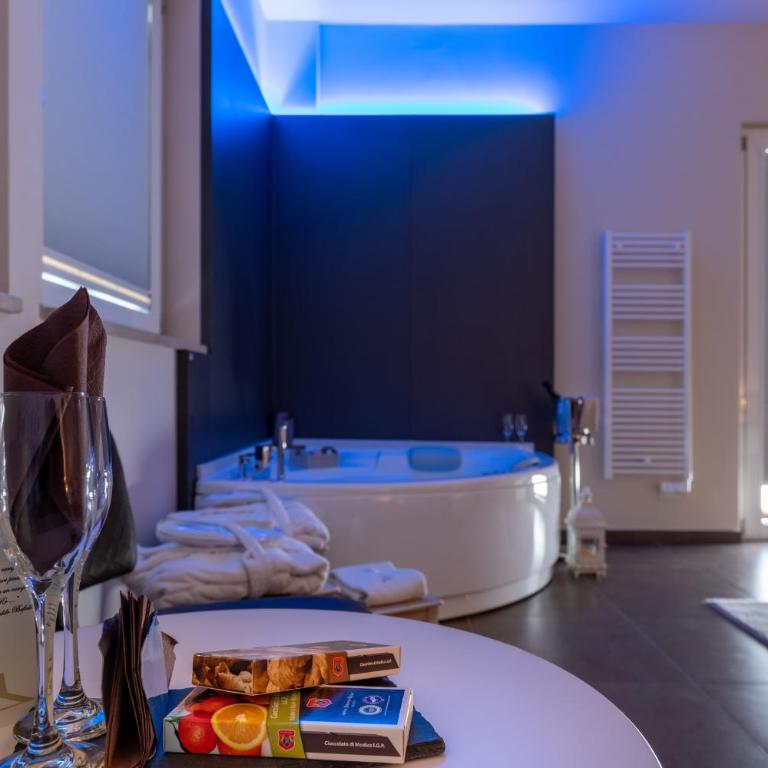 Hotel Torre Del Sud - Suite con Vasca Idromassaggio - 7