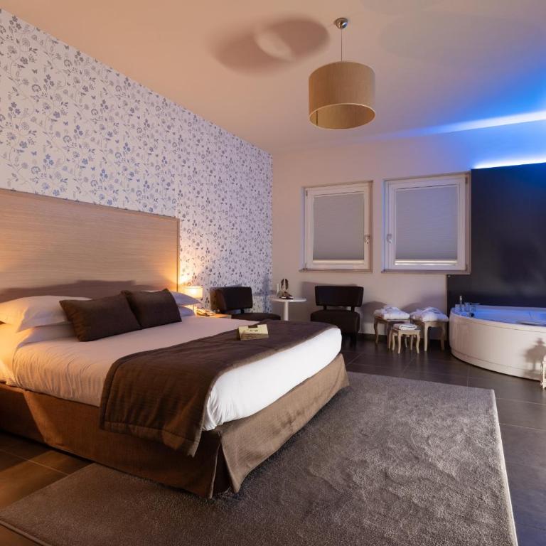 Hotel Torre Del Sud - Suite con Vasca Idromassaggio - 4