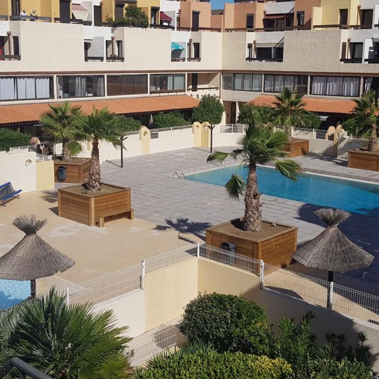Gruissan-Port-T3-2chambres-5pers-43m2-Parking-Clim-Piscine-Valerie - Appartement 2 Chambres - 1