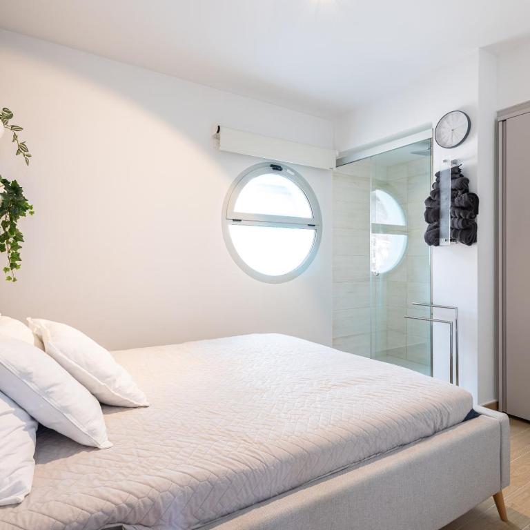 Ensuite Deluxe Jacuzzi & Parking Privado - Apartamento Ático - 40