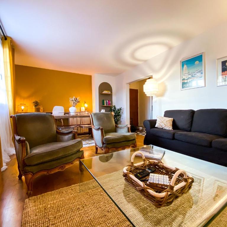 Appartement familial- 3 chambres avec vue Tour de Vésone - Appartamento con 3 Camere da Letto - 3