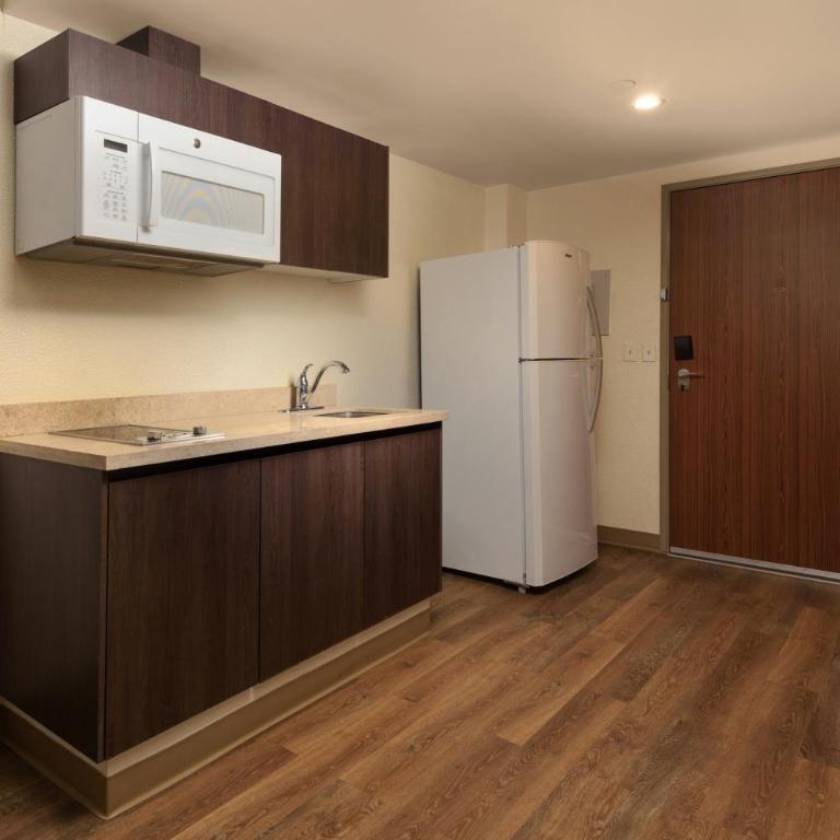 Extended Suites Merida Siglo XXI - Standard Double Suite - 2