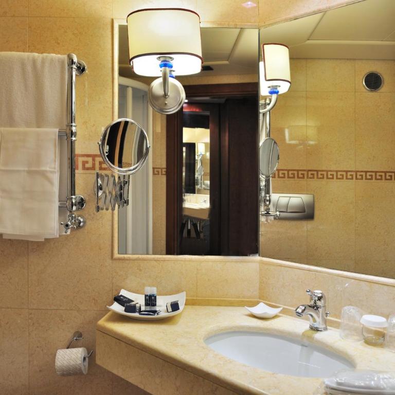 Hotel Pineta Palace - Superior Double Room - 3