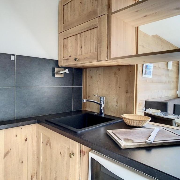 Appartement spacieux proche des pistes avec balcon - FR-1-344-817 - Apartment - 6