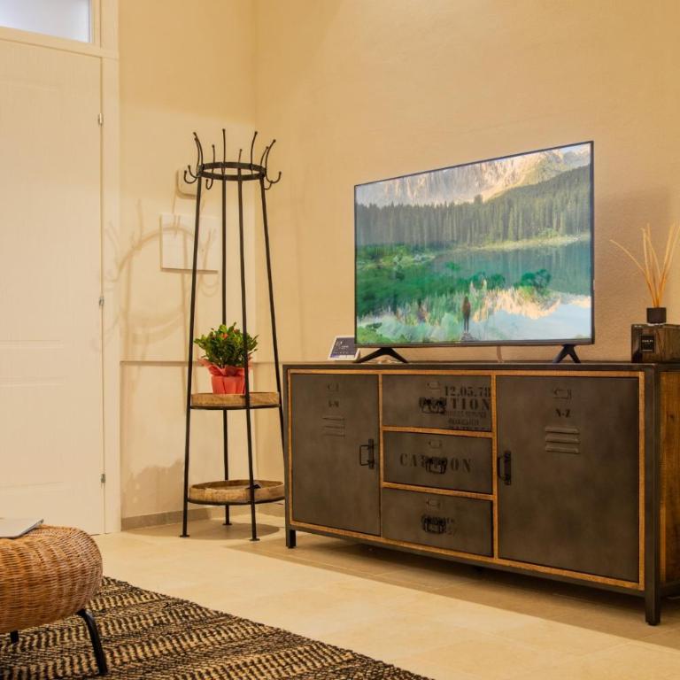 ELLEMENTS - Luxury Rooms - Camera King con Vasca Idromassaggio - 4