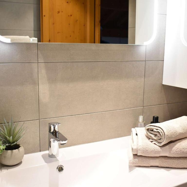 Chalet cosy avec mezzanine, poêle à bois, wifi et parking - Méribel - FR-1-180-570 - Chalet (5 Adultes) - 6