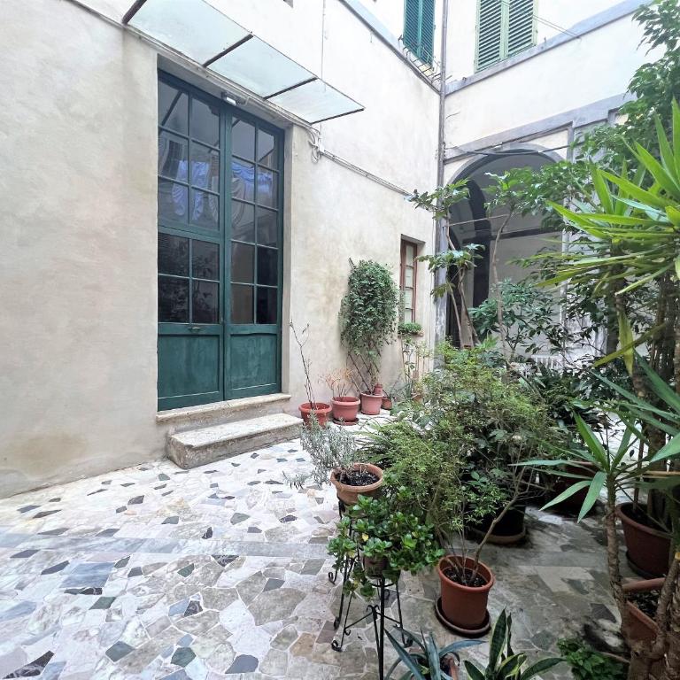 CASA CONTI-nearby Piazza Del Campo - Appartamento con 2 Camere da Letto - 2