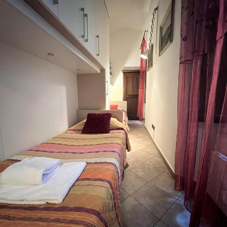 CASA CONTI-nearby Piazza Del Campo - Appartamento con 2 Camere da Letto - 12