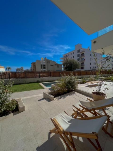 ECO-APARTMENTS LA MARINEDA - Apartamento con vistas a la piscina - 16