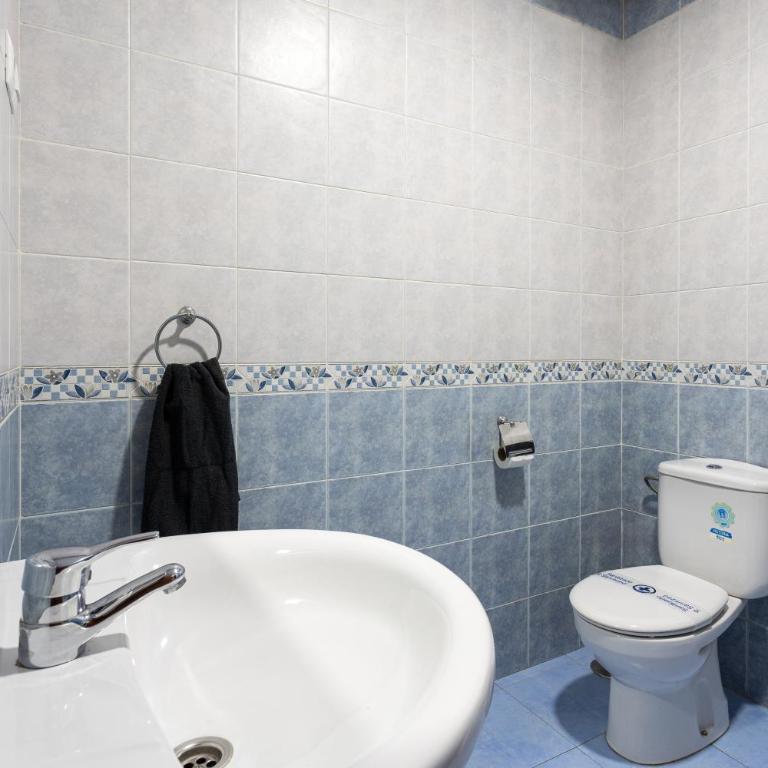Holidays2Malaga Montesa 700m from the beach Rooftop terrace - Apartamento de 1 dormitorio - 14