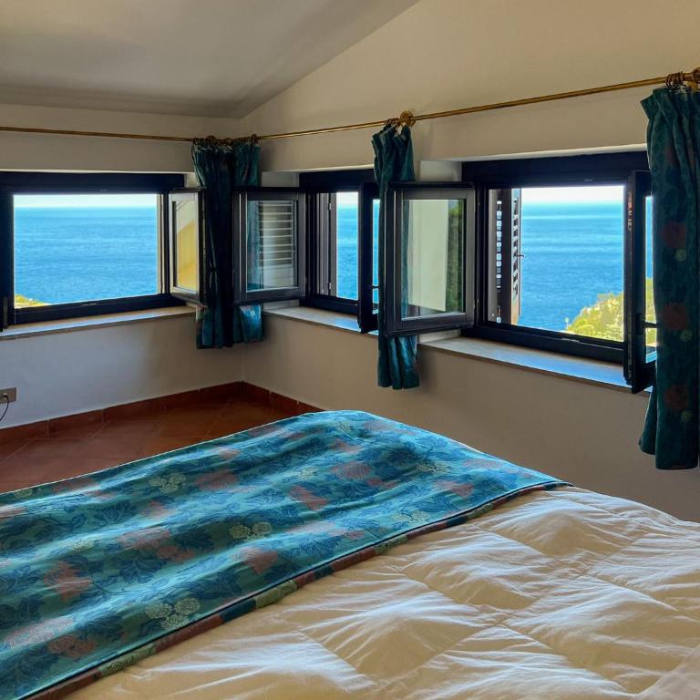 Hotel Sirius - Camera Familiare con Vista Mare - 4