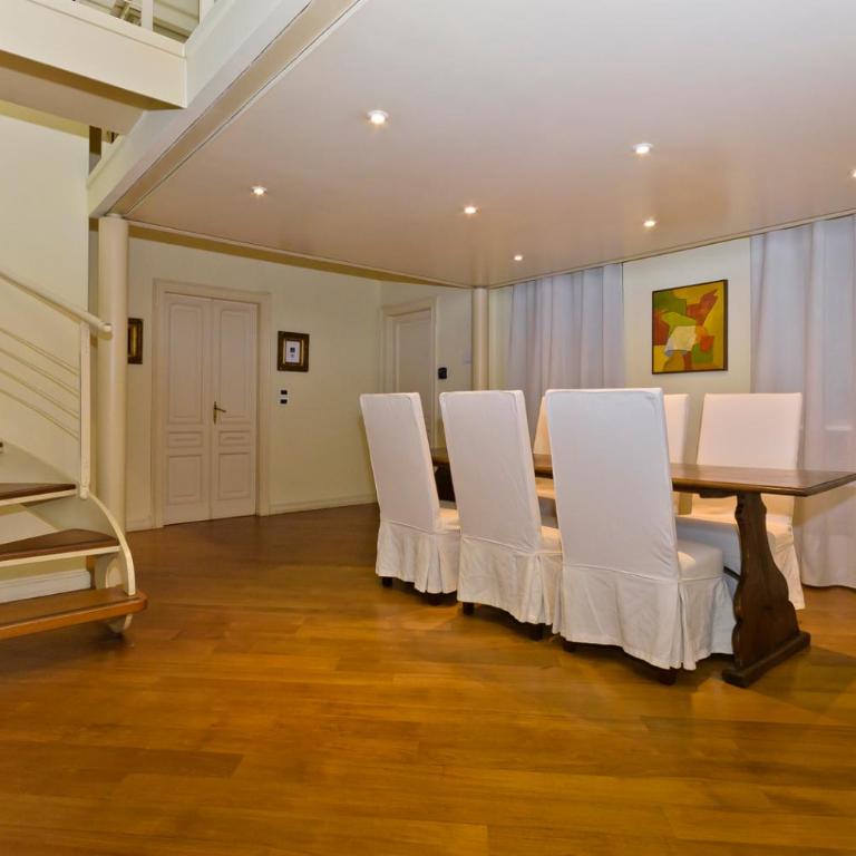 N 10, Luxury - Two-Bedroom Apartment - 4