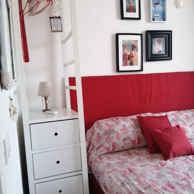 Dimora dell’Ozio in riva al mare - Three-Bedroom Villa - 33