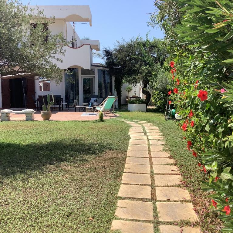 Dimora dell’Ozio in riva al mare - Three-Bedroom Villa - 2