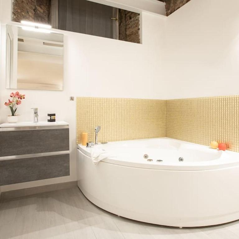 Memorable Jacuzzi Suite Navona - Top Collection - Appartamento con 1 Camera da Letto - 3