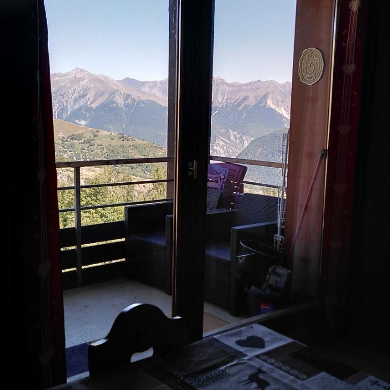 Appartement 2 Chbres Calme Vue vallée 500m des pistes - Appartement 2 Chambres - 12
