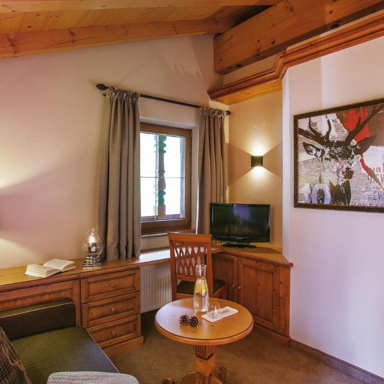 Villa Haidacher Relax & Lifestyle Apartments - Deluxe Single Room with Balcony - 6