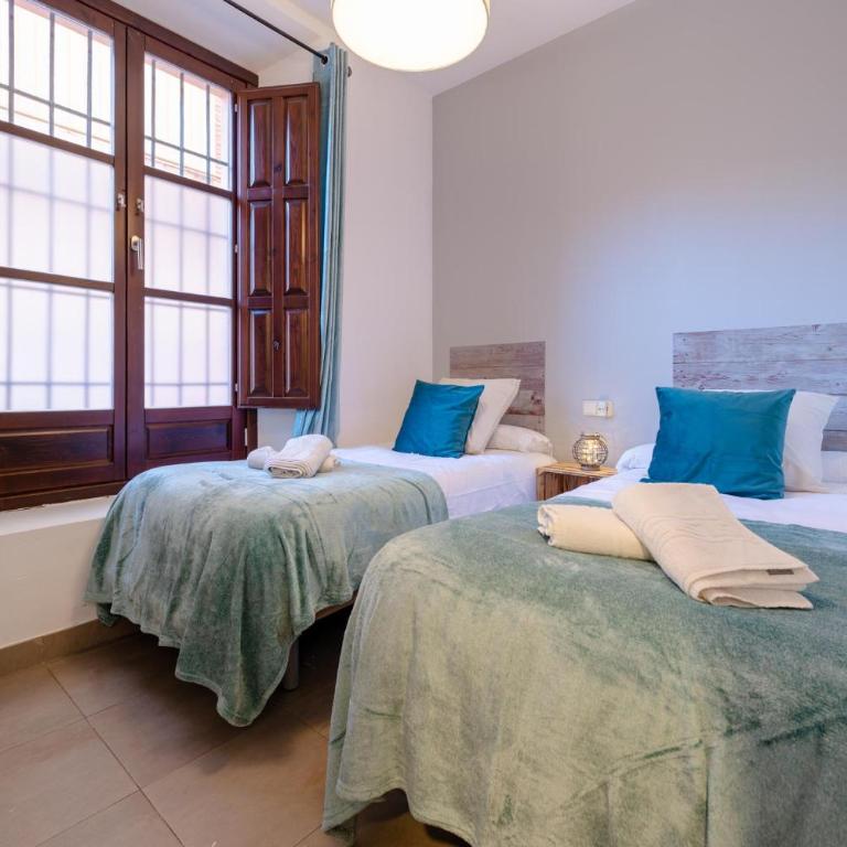 Boutique Apartment Center Granada - Two-Bedroom Apartment - 19