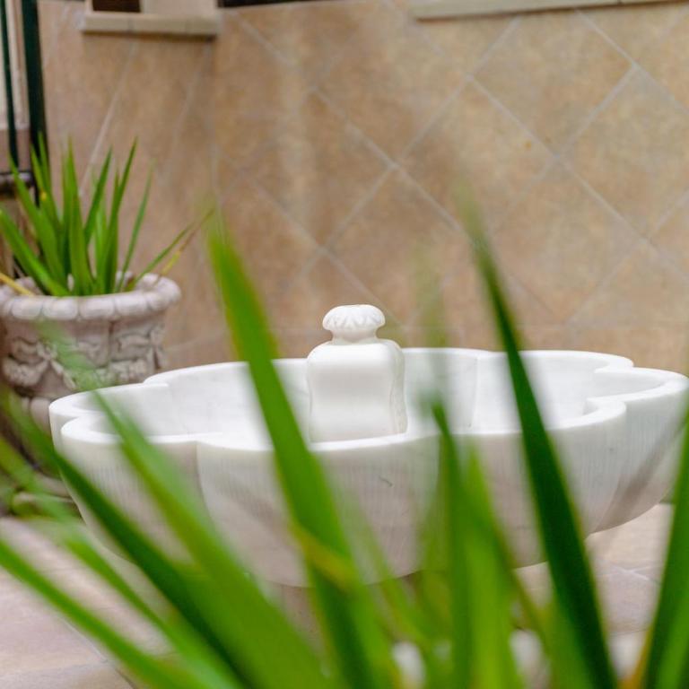 Boutique Apartment Center Granada - Two-Bedroom Apartment - 24