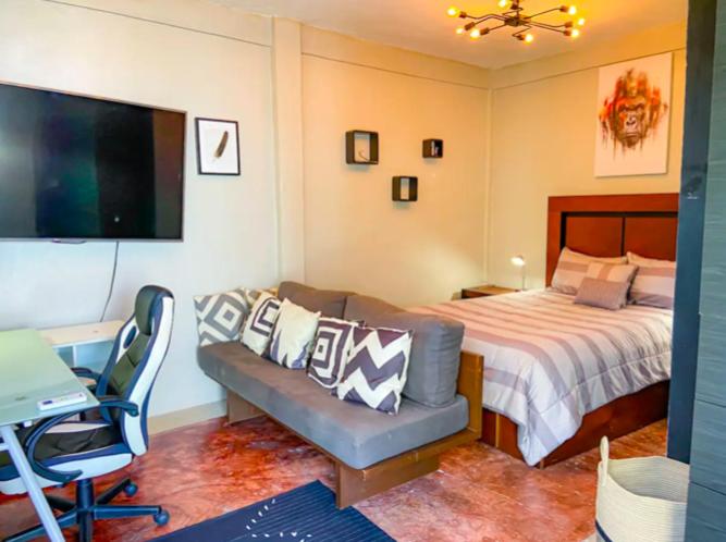 Casa Centrica 5bed/5bath AC/GYM 5 min 5ta av y Playa - Five-Bedroom House - 19
