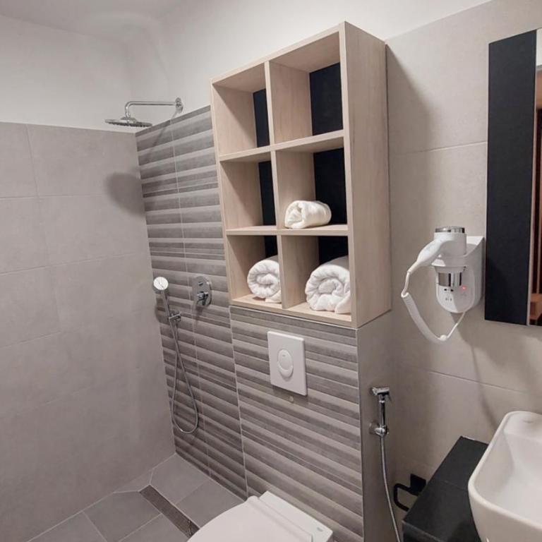 Apartments Artee Free Garage Parking - Studio - 24