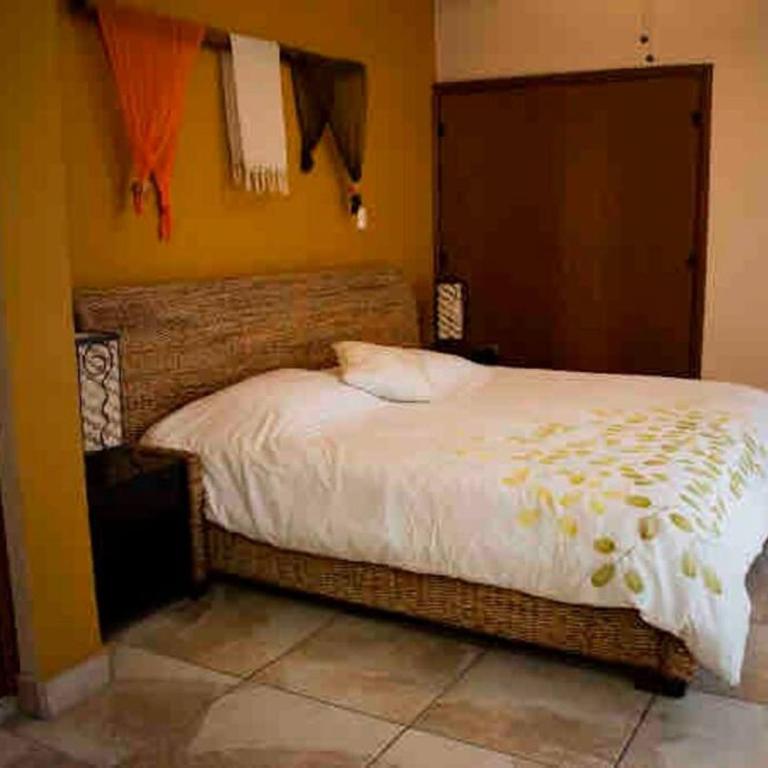 Casita Margarita - Two-Bedroom House - 4