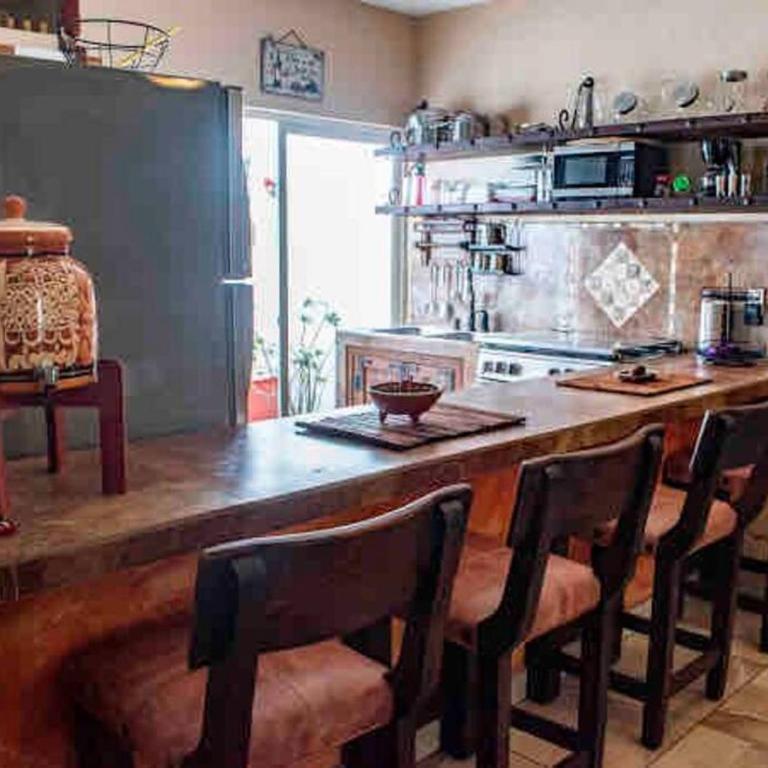 Casita Margarita - Two-Bedroom House - 8
