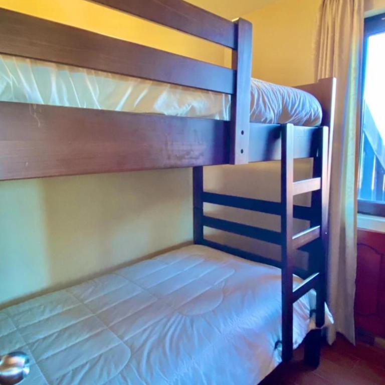 Departamento en Pucón ubicación privilegiada, 2 Habitaciones NRO WAP mas 569 dos uno 99 siete tres 32 - Apartamento de 2 dormitorios - 11