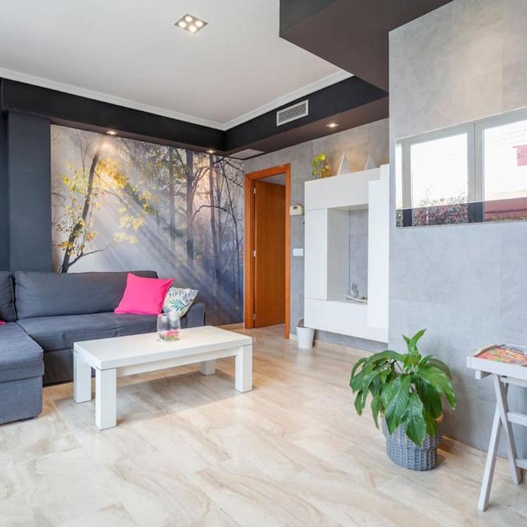 PENTHOUSE on the BEACH - Two-Bedroom Apartment - 9