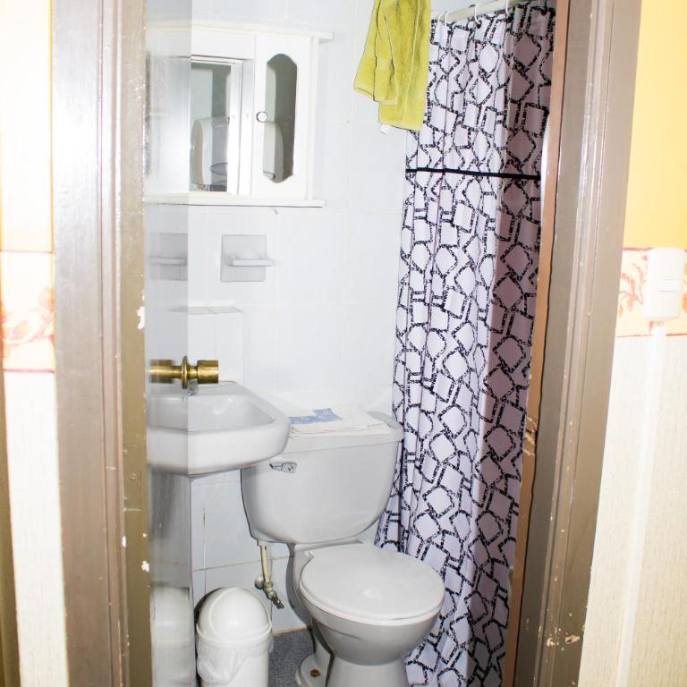Hostal Residencia Blest Gana - Habitación Individual Estándar - 2
