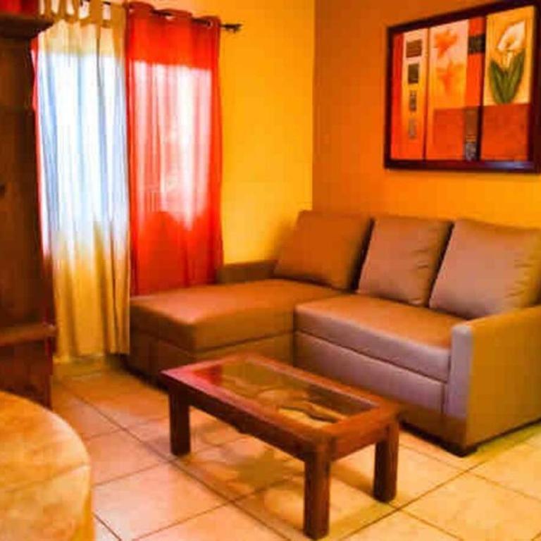 Casita Bonita - Two-Bedroom House - 16