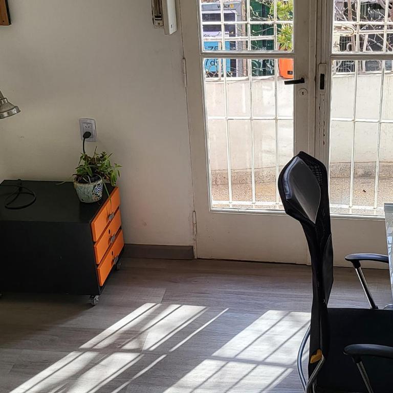 3 ambientes con balcón y Pràctico, lindo y con todo cerca! - Apartamento de 2 dormitorios - 13